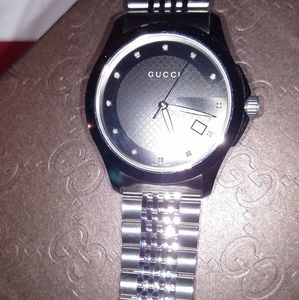 Gucci watch with diamonds